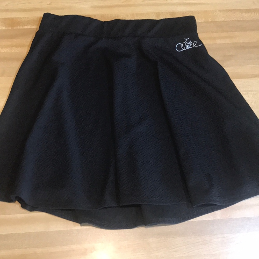 Neff x Austin Carlile: skater skirt